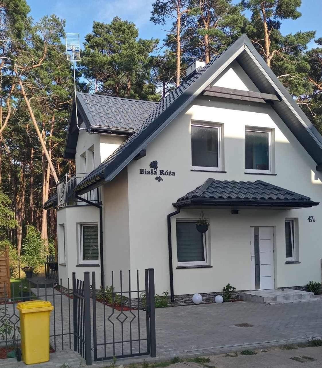 Dom Goscinny Biala Roza Dziwnówek Exterior foto
